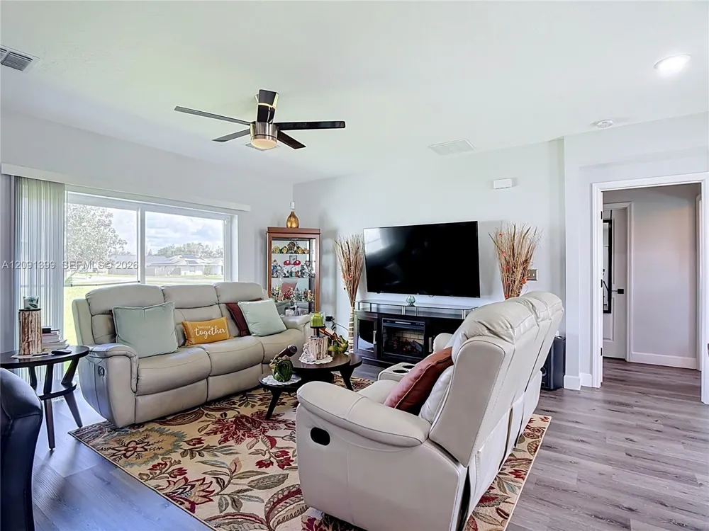 668 Dromedary Ct Other City - In The State Of Florida, FL 34759