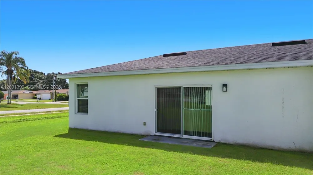 668 Dromedary Ct Other City - In The State Of Florida, FL 34759