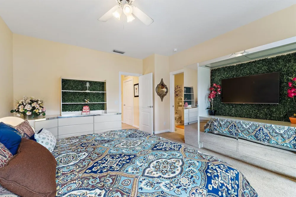 58 Tall Oaks Circle Tequesta, FL 33469