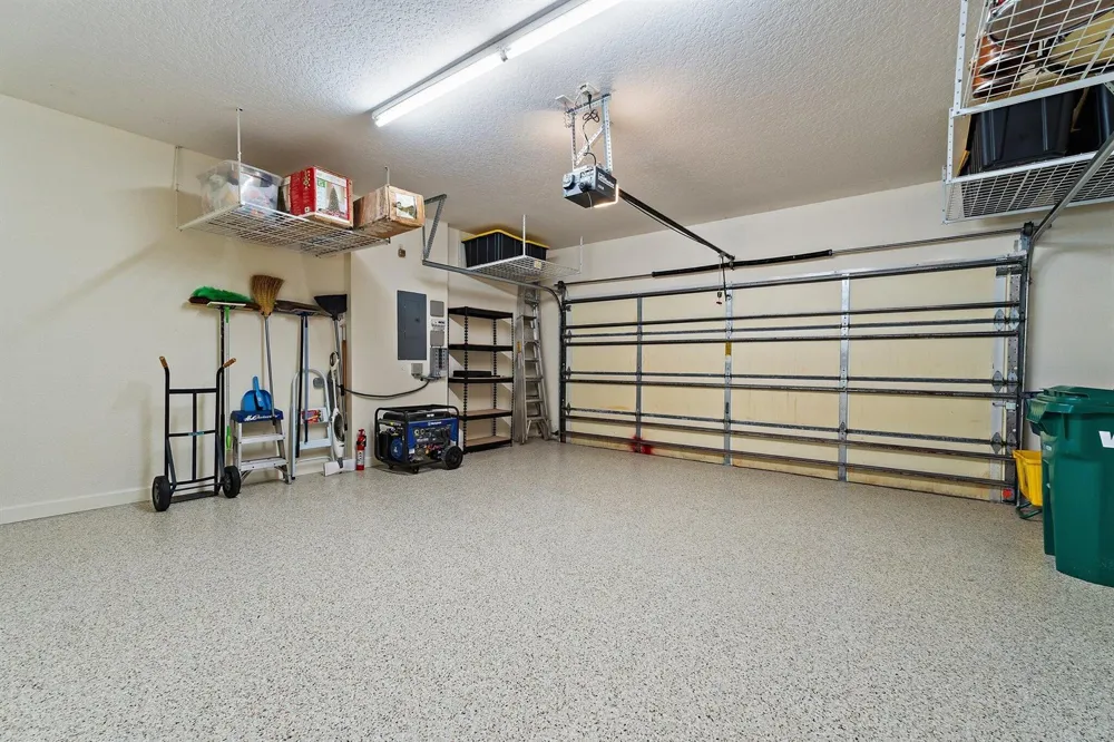 58 Tall Oaks Circle Tequesta, FL 33469