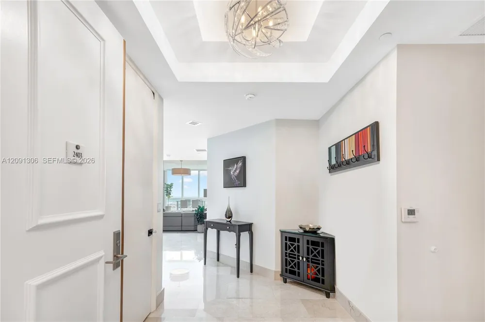 100 S Pointe Dr #2403 Miami Beach, FL 33139
