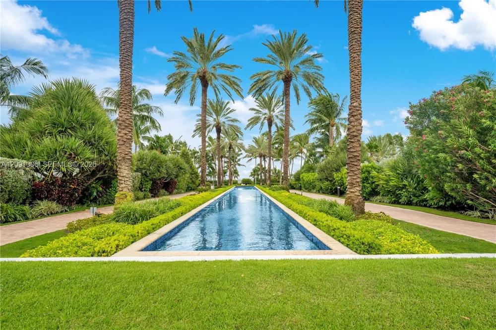 100 S Pointe Dr #2403 Miami Beach, FL 33139