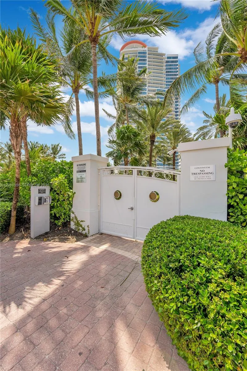 100 S Pointe Dr #2403 Miami Beach, FL 33139