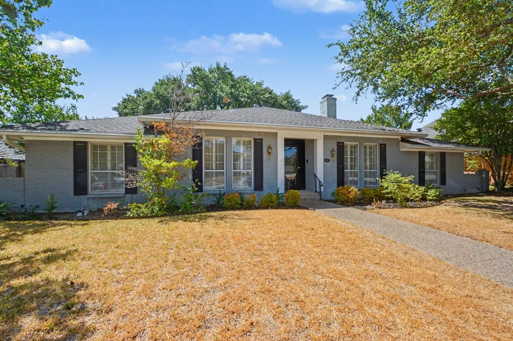 9632 Robin Meadow Drive Dallas, TX 75243