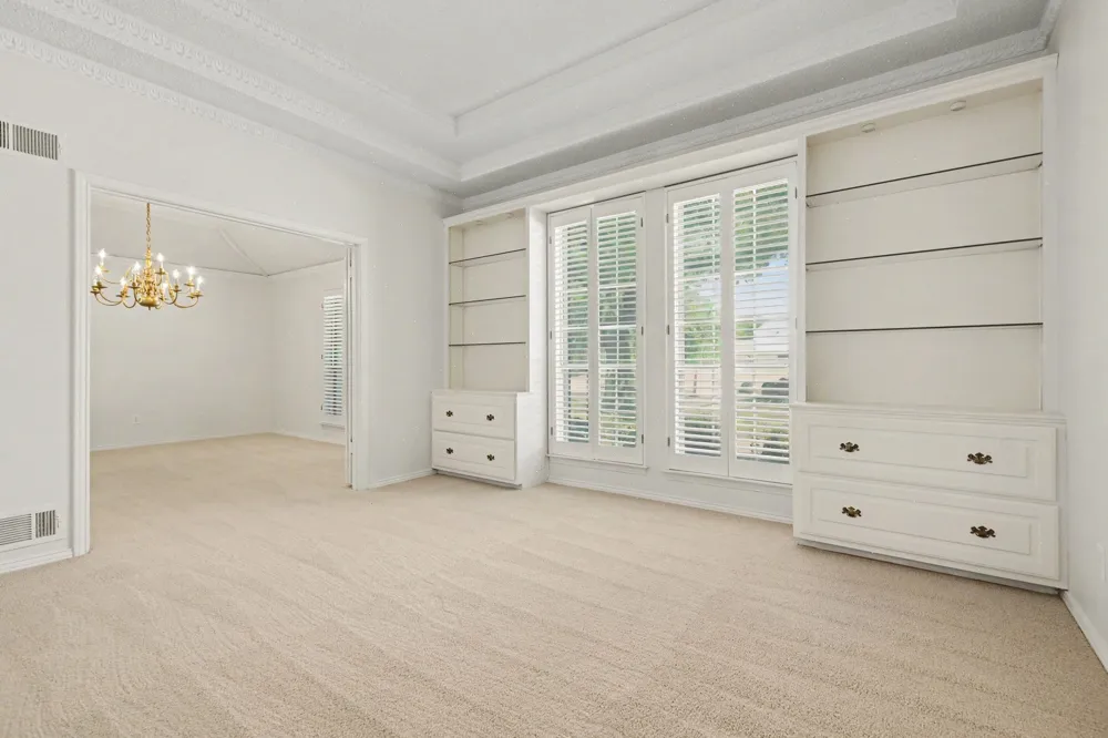 9632 Robin Meadow Drive Dallas, TX 75243