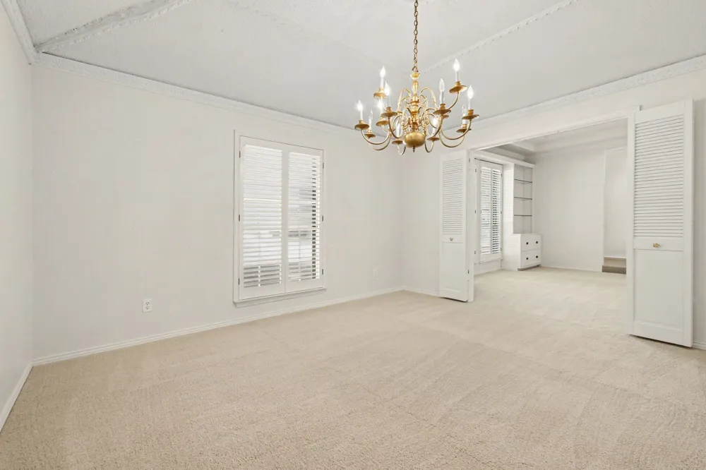 9632 Robin Meadow Drive Dallas, TX 75243