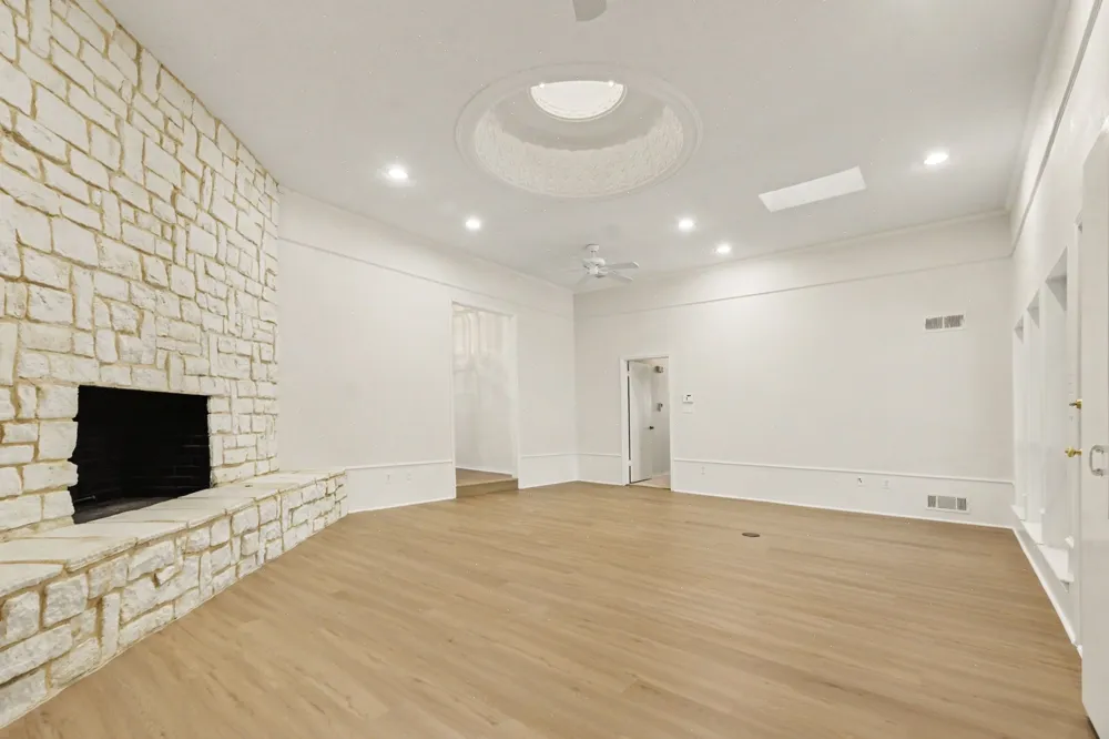 9632 Robin Meadow Drive Dallas, TX 75243