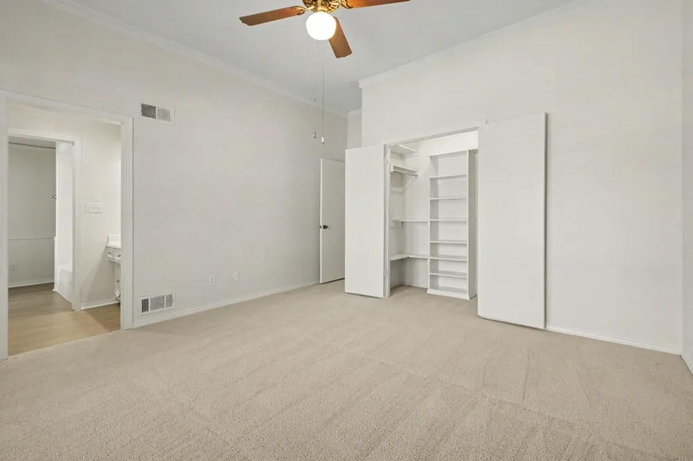 9632 Robin Meadow Drive Dallas, TX 75243