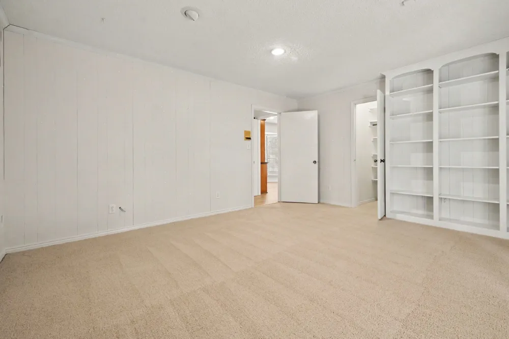9632 Robin Meadow Drive Dallas, TX 75243
