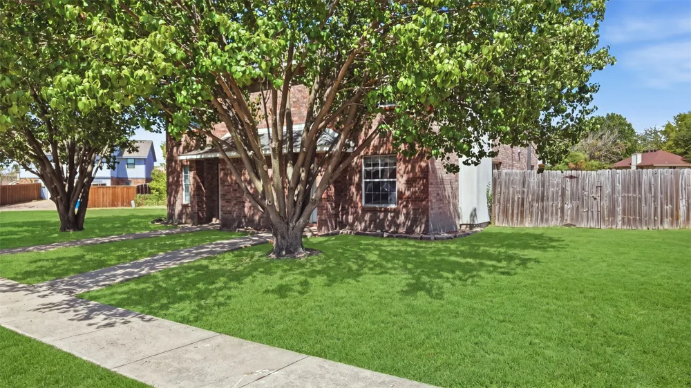 2708 Clemson Circle #A Rowlett, TX 75088