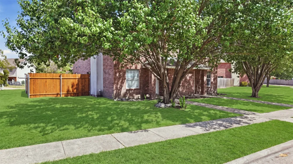 2708 Clemson Circle #A Rowlett, TX 75088