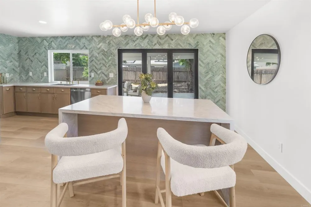 1810 Corbin Street San Diego, CA 92154