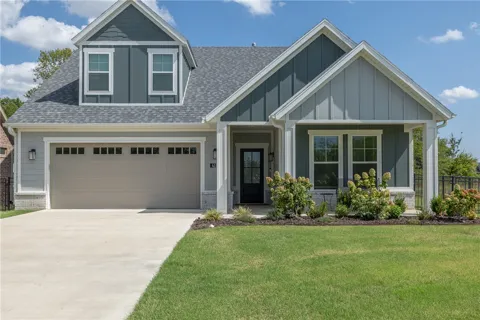 4114 W Huron Loop