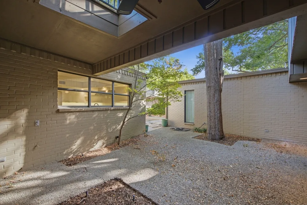 6128 Plum Valley Place Fort Worth, TX 76116