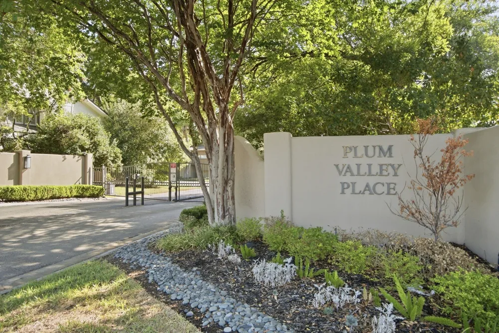 6128 Plum Valley Place Fort Worth, TX 76116