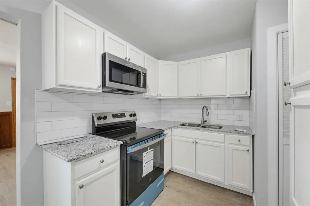 300 Emma Street #B Fort Worth, TX 76111