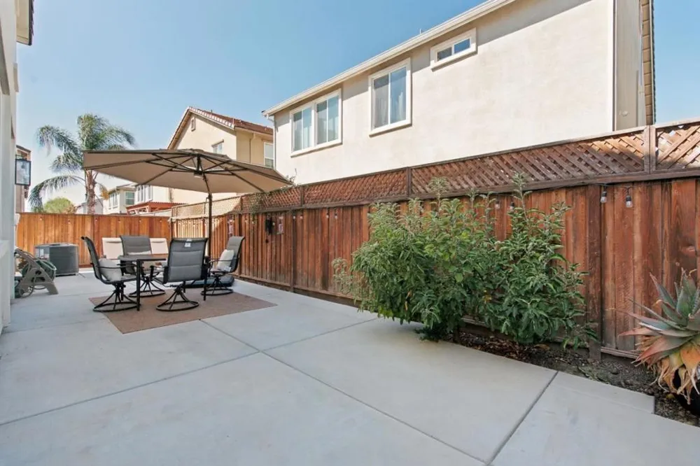 1250 Marille Lane Hollister, CA 95023