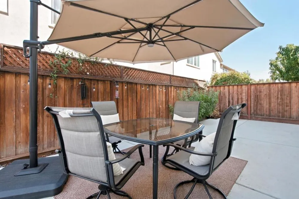 1250 Marille Lane Hollister, CA 95023