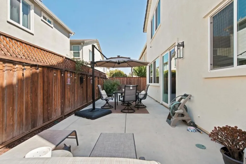 1250 Marille Lane Hollister, CA 95023