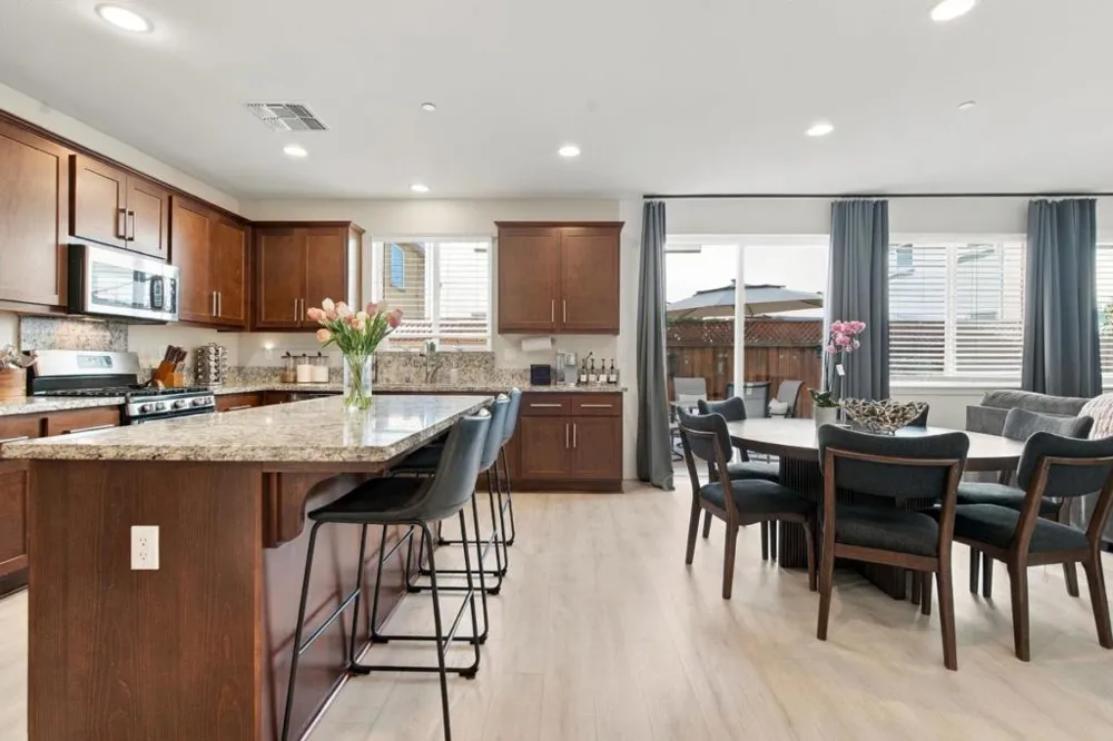 1250 Marille Lane Hollister, CA 95023