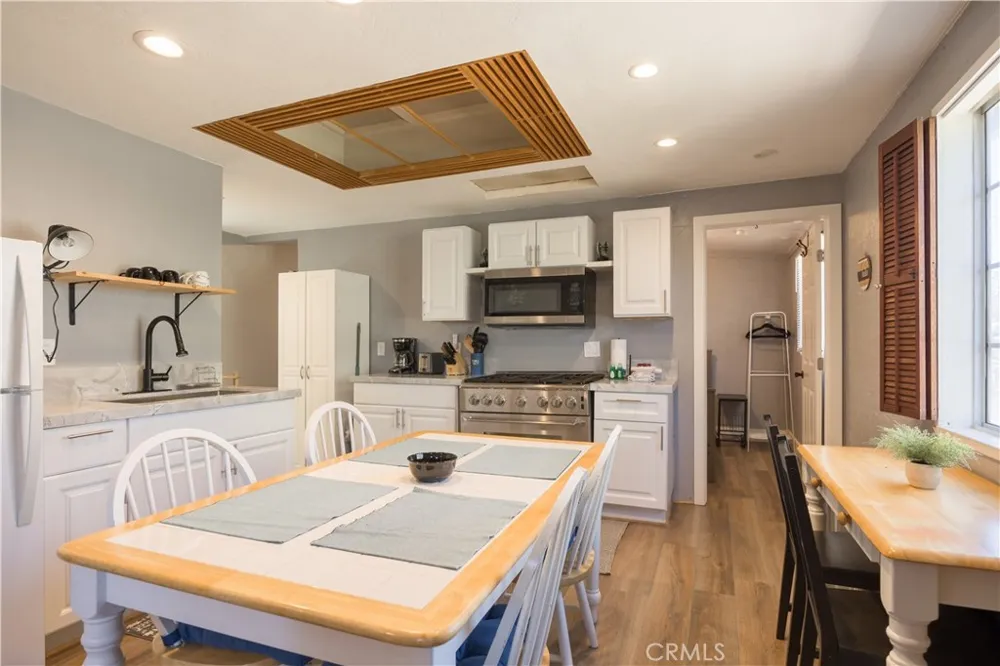 108 Cedar Lane Sugarloaf, CA 92386