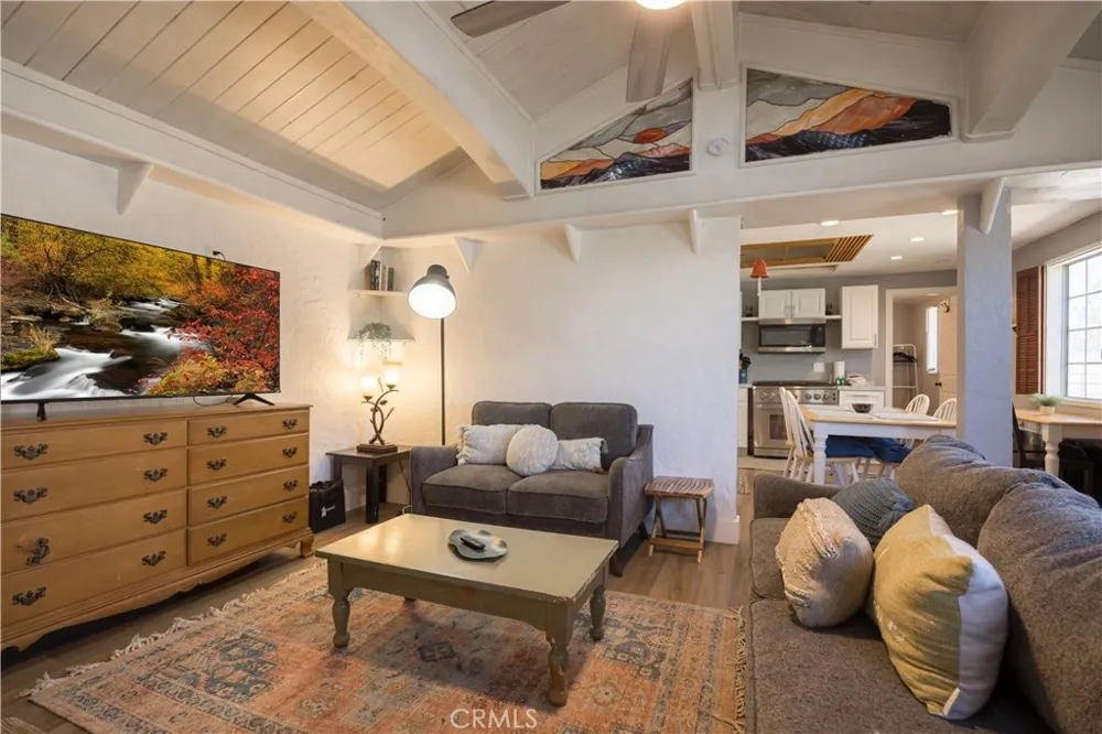 108 Cedar Lane Sugarloaf, CA 92386