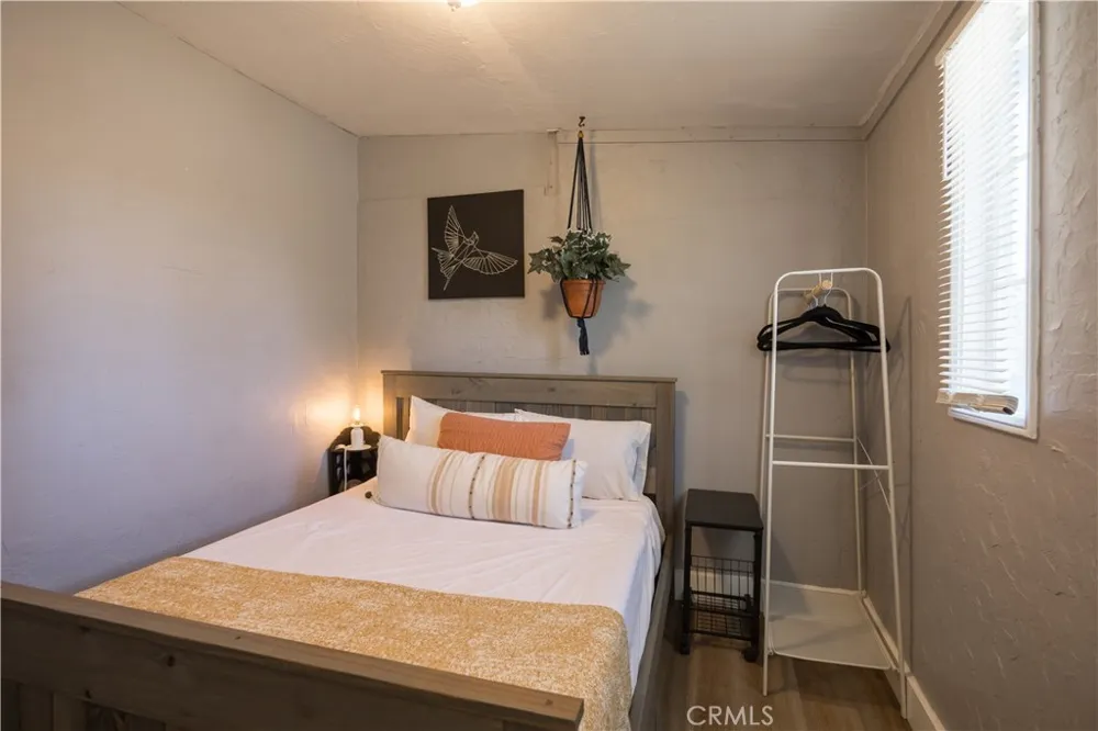 108 Cedar Lane Sugarloaf, CA 92386