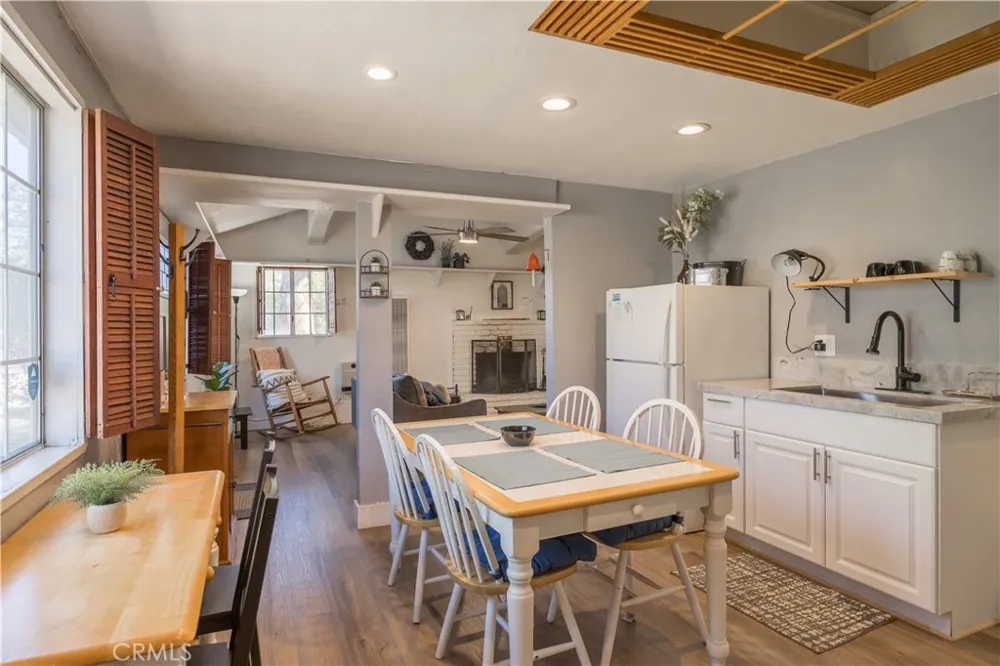 108 Cedar Lane Sugarloaf, CA 92386