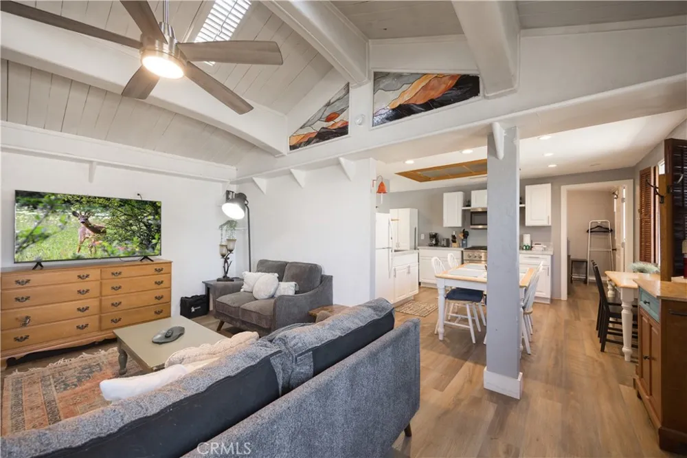 108 Cedar Lane Sugarloaf, CA 92386