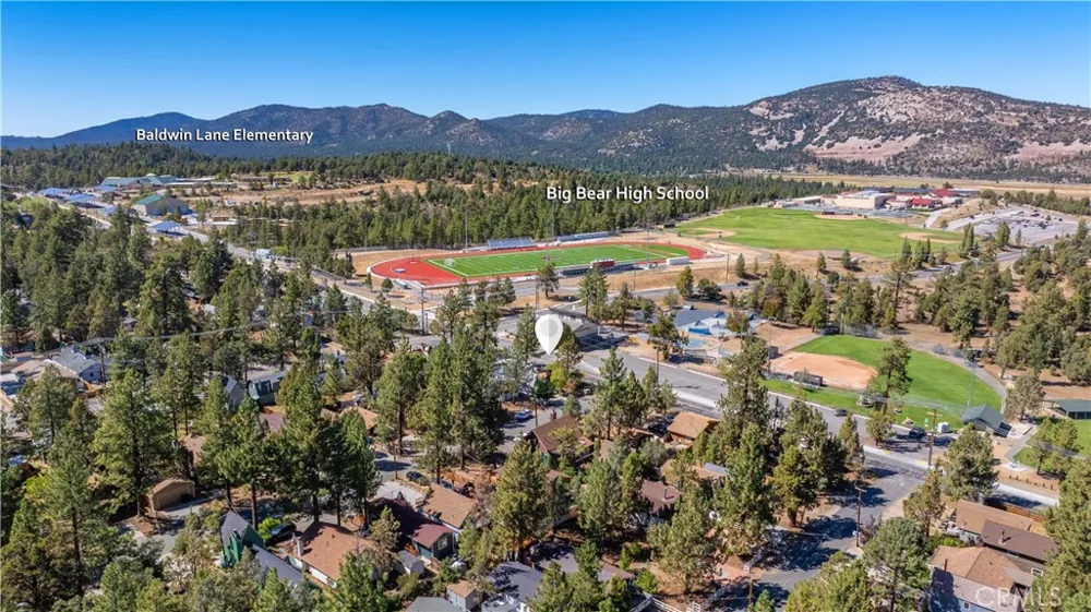 108 Cedar Lane Sugarloaf, CA 92386