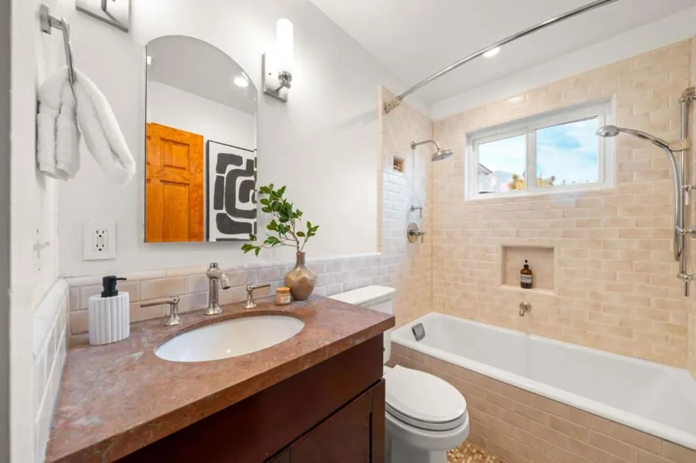1057 47th Street Emeryville, CA 94608