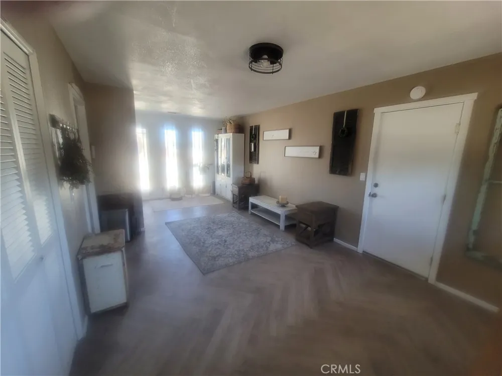 20061 Seneca Apple Valley, CA 92307