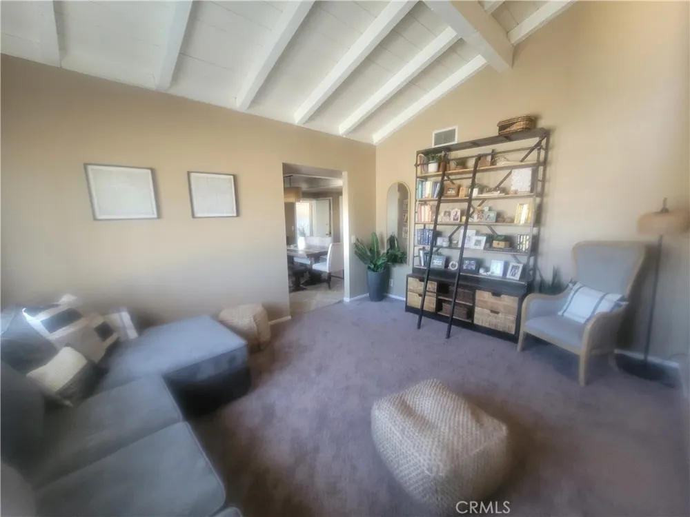 20061 Seneca Apple Valley, CA 92307
