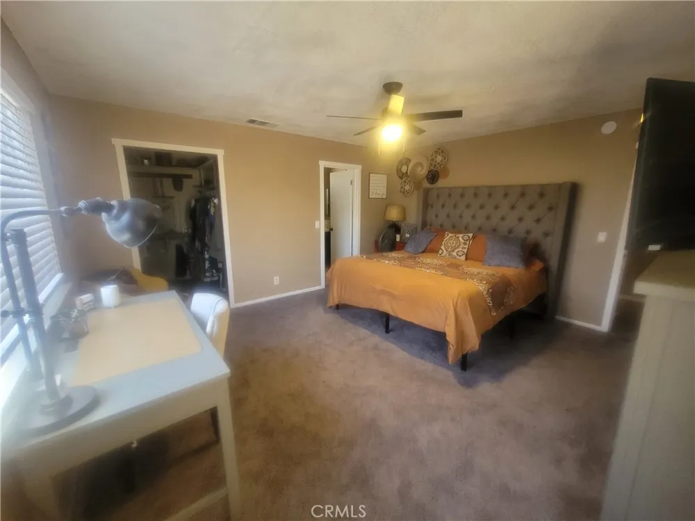 20061 Seneca Apple Valley, CA 92307