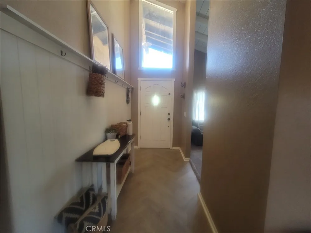 20061 Seneca Apple Valley, CA 92307