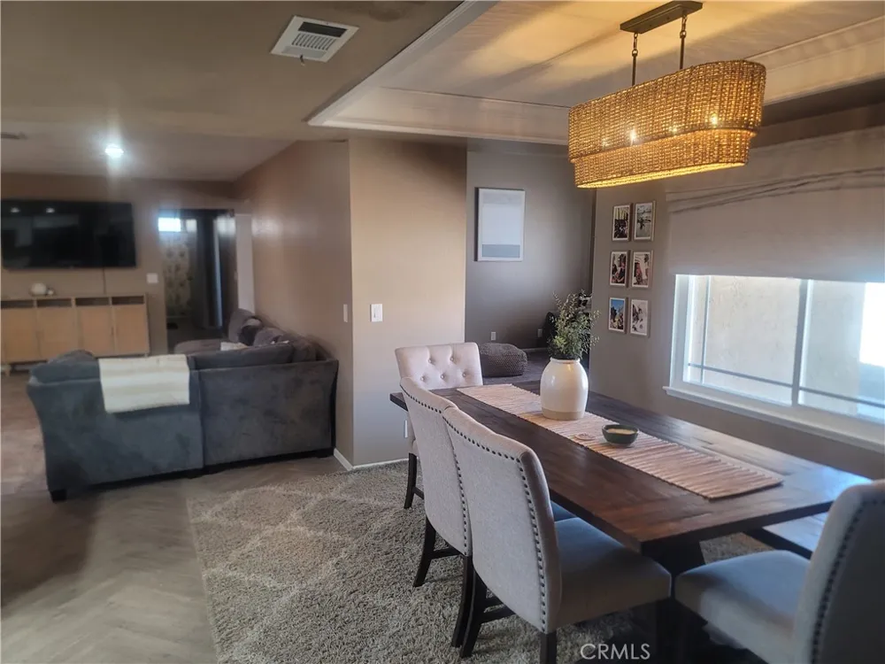 20061 Seneca Apple Valley, CA 92307