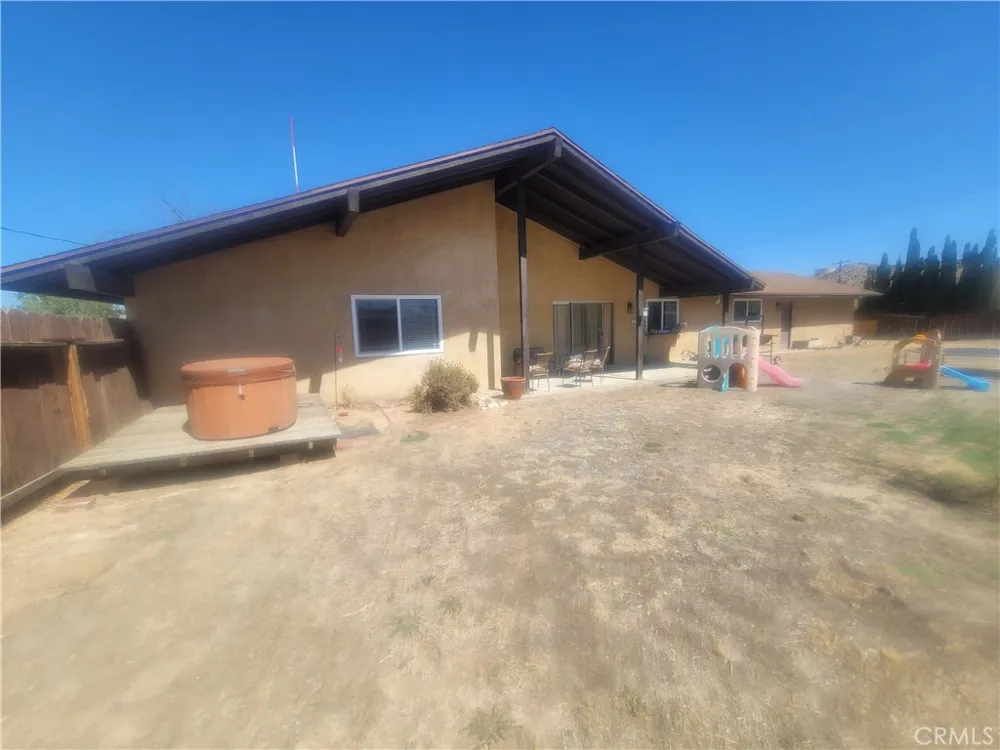 20061 Seneca Apple Valley, CA 92307