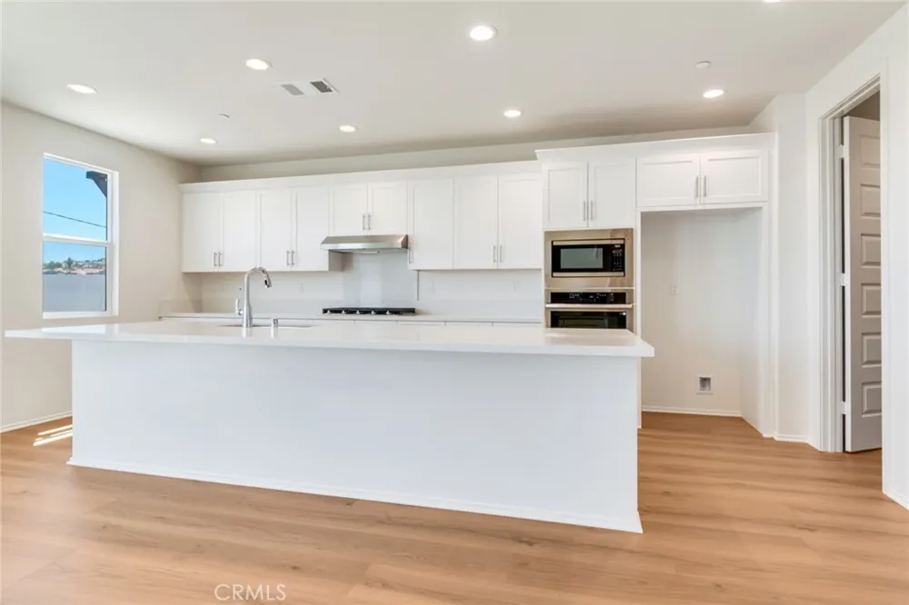 38824 Malva Rosa Drive Palmdale, CA 93551