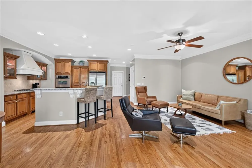 2640 Long Pointe Roswell, GA 30076
