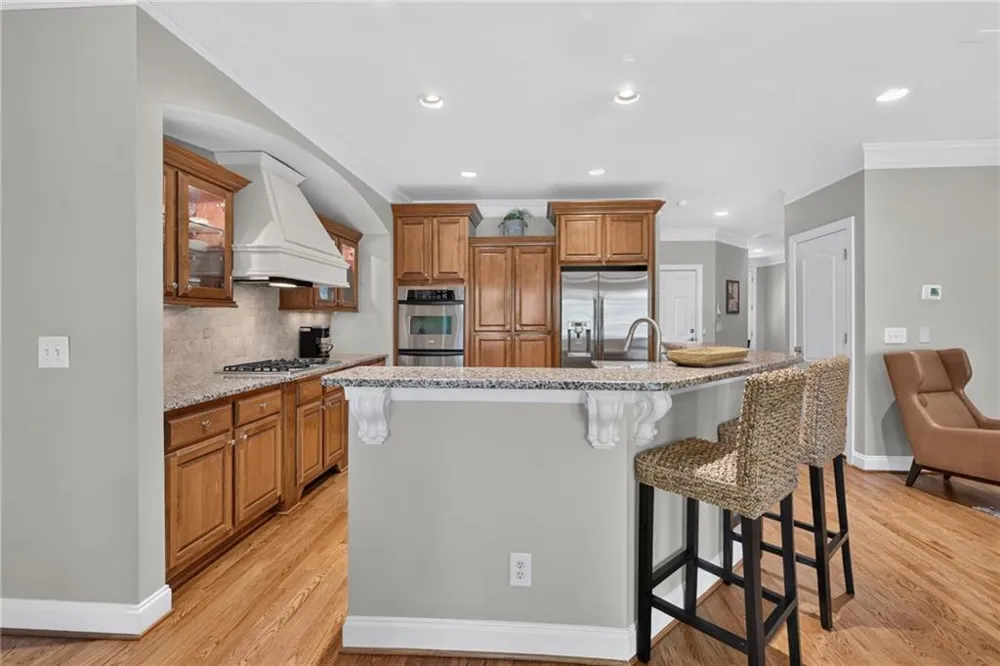 2640 Long Pointe Roswell, GA 30076