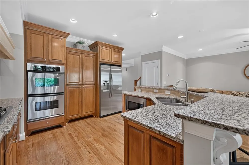 2640 Long Pointe Roswell, GA 30076