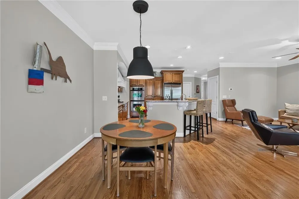 2640 Long Pointe Roswell, GA 30076