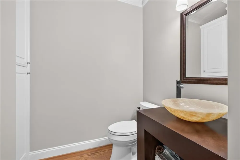 2640 Long Pointe Roswell, GA 30076