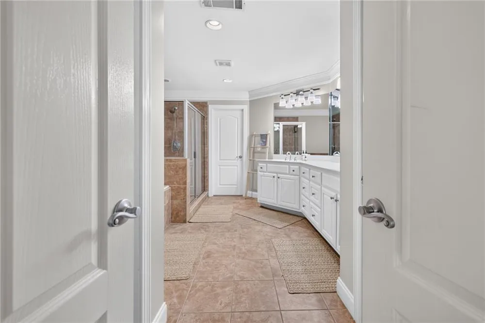 2640 Long Pointe Roswell, GA 30076