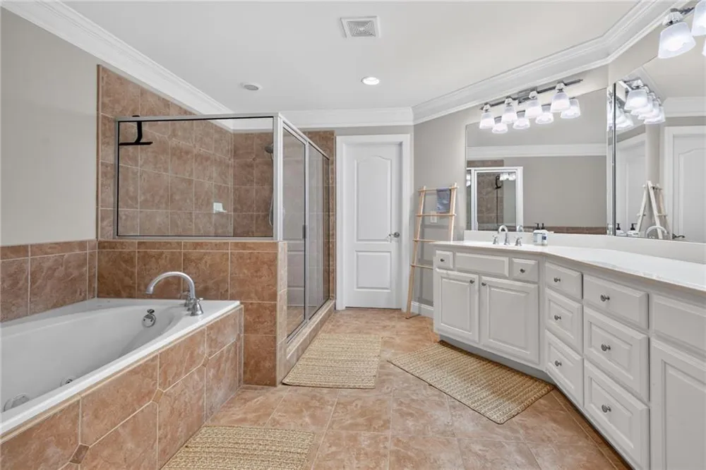 2640 Long Pointe Roswell, GA 30076