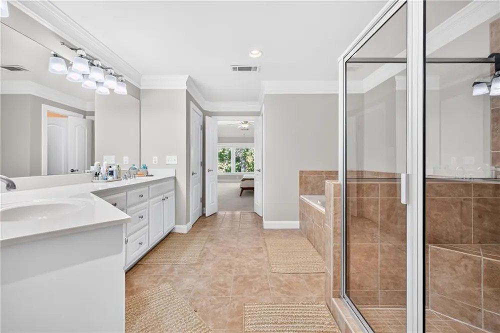 2640 Long Pointe Roswell, GA 30076