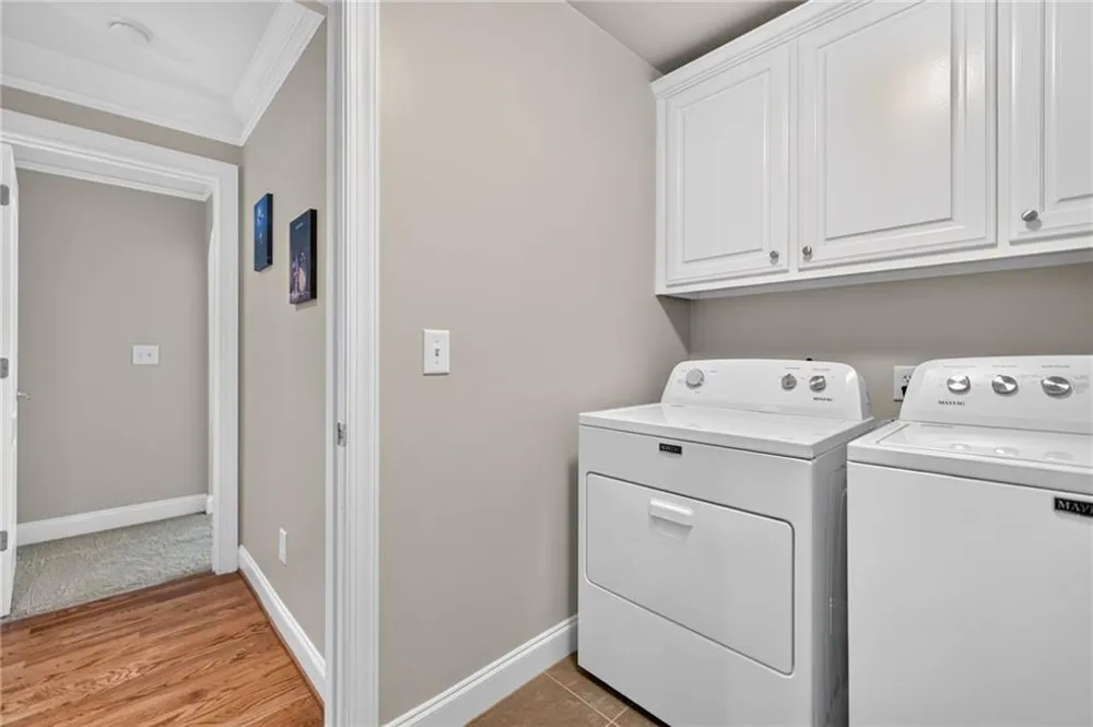 2640 Long Pointe Roswell, GA 30076