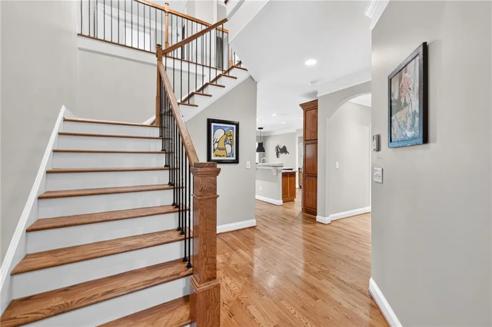 2640 Long Pointe Roswell, GA 30076