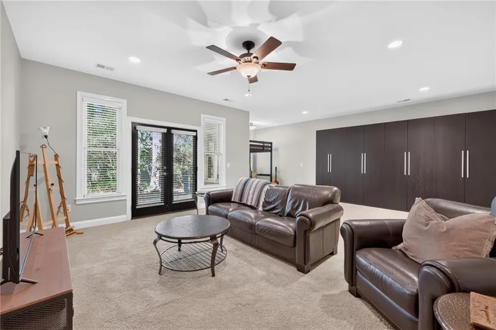 2640 Long Pointe Roswell, GA 30076