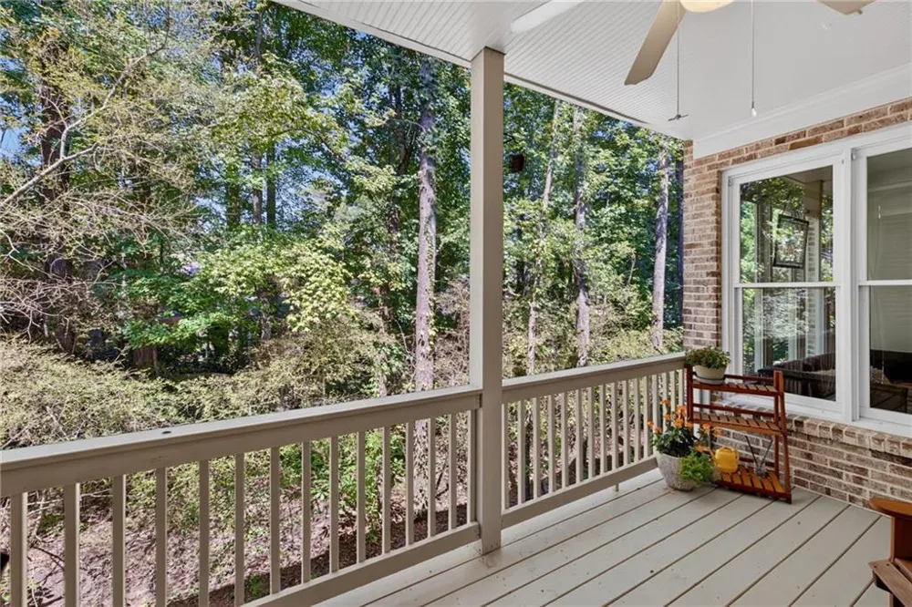 2640 Long Pointe Roswell, GA 30076